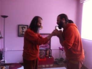 Encuentro entre Swami Satyananda Saraswati y Yogi Matsyendranath Maharaj