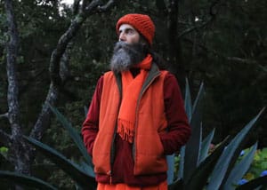 Entrevista a Swami Satyananda Saraswati i Sri SRi Ravi Shankar en RadioCamino Amarillo  (México)