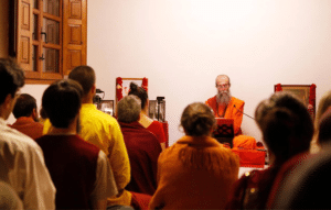 ensenanza-swami-satyananda-saraswati-retiro-invierno-kailas-ahram-advaitavidya-zamora