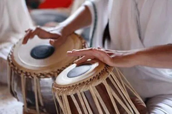 Kirtan, cantos devocionales de mantras