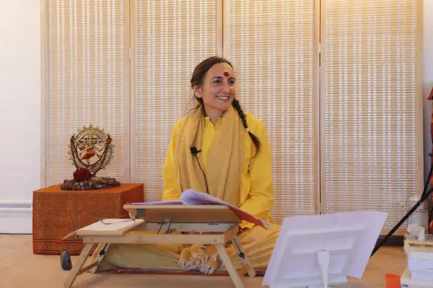 Shivani Chaitanya discipula de Swami Satyananda Saraswati