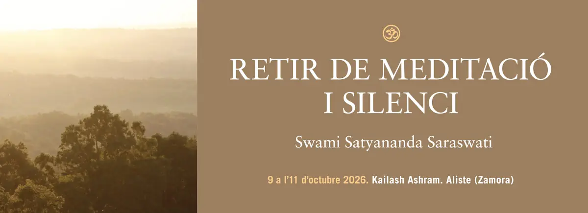 Bàner horitzontal del retir de ioga i silenci a la natura de Kailash Ashram, Zamora, octubre 2026, amb allotjament i àpats inclosos.