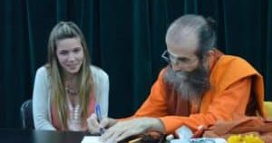 Swami Satyananda Saraswati interviene en varias universidades argentinas 3